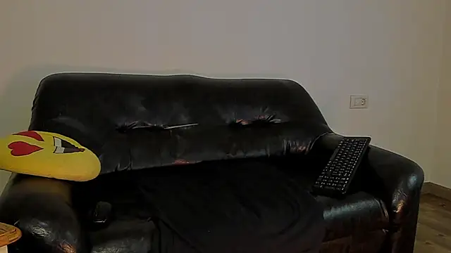 Snapshot of KingMalcom chatting on 25, 11, 2025 KingMalcom online show from 25, 11, 2025