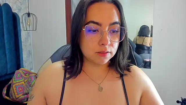 nalalye cruzz  online show from 24, 3, 2026