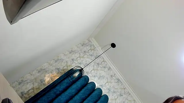 nalalye cruzz  online show from 2, 4, 2026