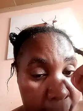 ZOQULUx online show from 3, 11, 2025