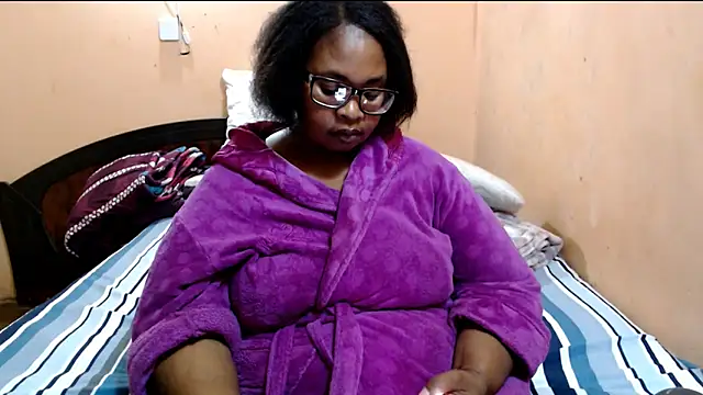 Snapshot of ZOQULUx chatting on 1, 6, 2026 ZOQULUx online show from 1, 6, 2026