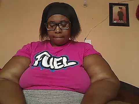 ZOQULUx online show from 16, 11, 2025