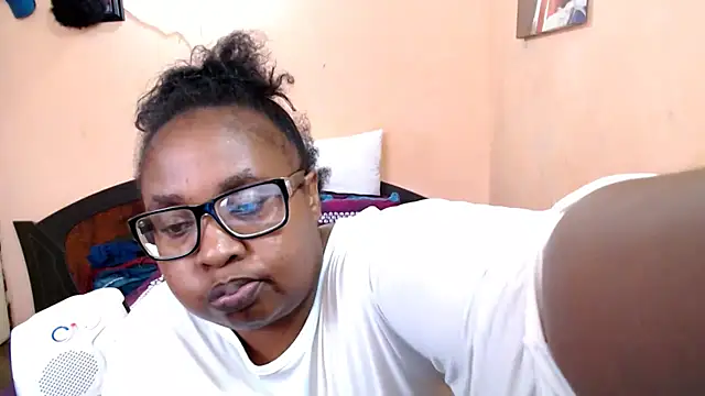 ZOQULUx online show from 14, 4, 2026