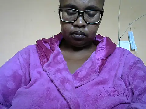 ZOQULUx online show from 25, 2, 2026