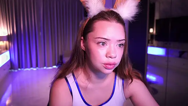 VixenMia online show from 19, 9, 2025