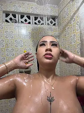 Snapshot of Luisa_Fernandaa chatting on 23, 4, 2026 Luisa Fernandaa online show from 23, 4, 2026