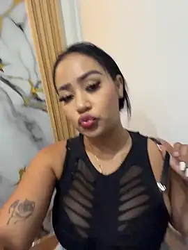 Snapshot of Luisa_Fernandaa chatting on 21, 5, 2026 Luisa Fernandaa online show from 21, 5, 2026
