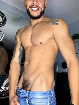 ARON TAYLER01 online show from 6, 1, 2026