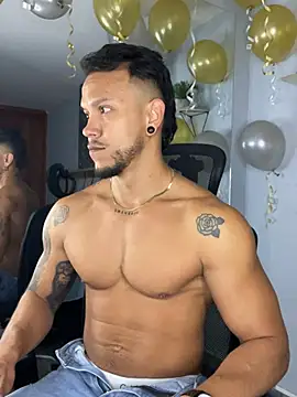ARON TAYLER01 online show from 2, 3, 2025