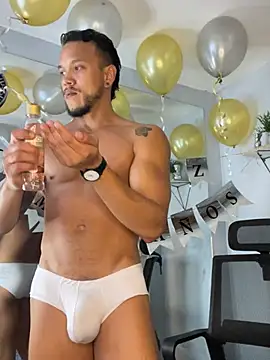 ARON TAYLER01 online show from 25, 2, 2025