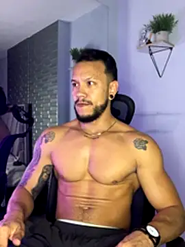 ARON TAYLER01 online show from 19, 11, 2025