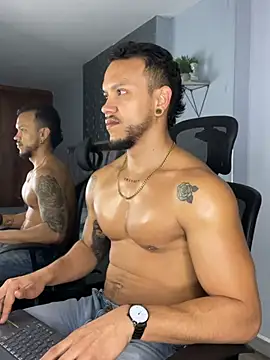 ARON TAYLER01 online show from 11, 2, 2025