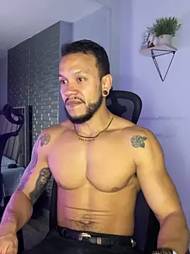 ARON TAYLER01 online show from 29, 10, 2025