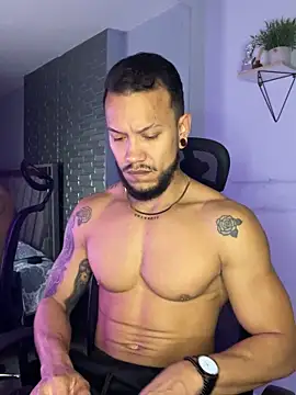 ARON TAYLER01 online show from 7, 11, 2025