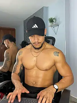 ARON TAYLER01 online show from 13, 2, 2025