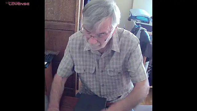 Snapshot of terrybare chatting on 16, 6, 2026 terrybare online show from 16, 6, 2026