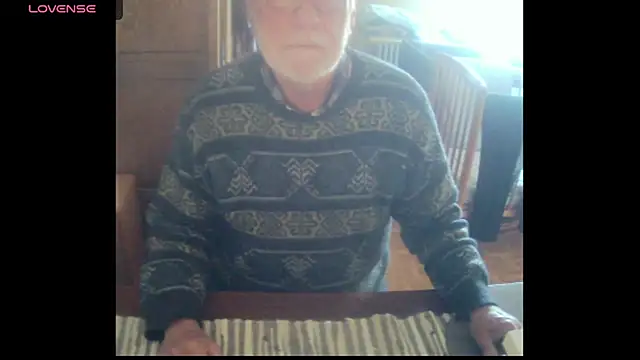 Snapshot of terrybare chatting on 17, 3, 2025 terrybare online show from 17, 3, 2025