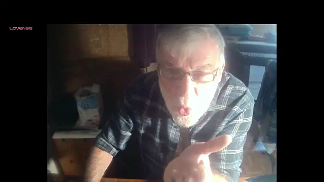 Snapshot of terrybare chatting on 13, 1, 2026 terrybare online show from 13, 1, 2026