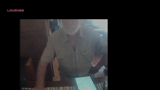 Snapshot of terrybare chatting on 20, 9, 2025 terrybare online show from 20, 9, 2025