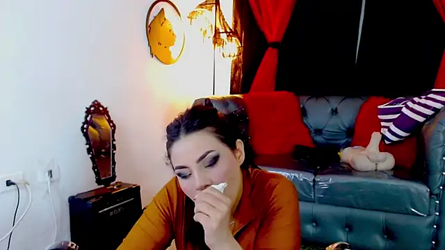 Snapshot of misslombana chatting on 18, 5, 2026 misslombana online show from 18, 5, 2026