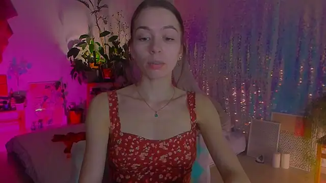 Snapshot of poli__ chatting on 6, 2, 2025 poli   online show from 6, 2, 2025
