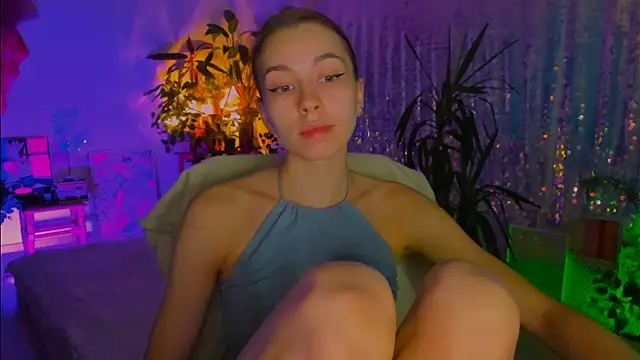 poli   online show from 4, 11, 2025