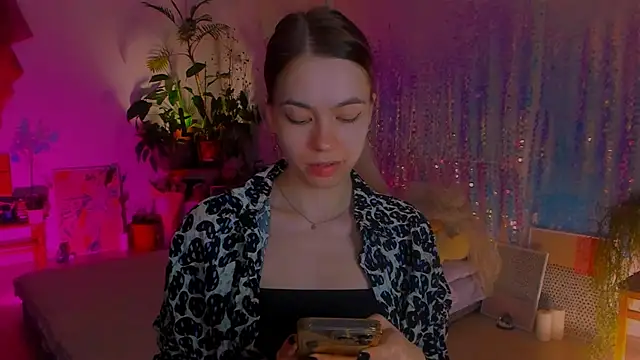 Snapshot of poli__ chatting on 19, 1, 2025 poli   online show from 19, 1, 2025