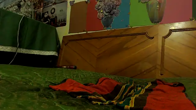 EllyseJenner online show from 11, 9, 2025