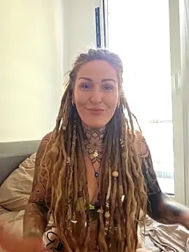 Snapshot of Mira-Grey89 chatting on 15, 6, 2026 Mira-Grey89 online show from 15, 6, 2026