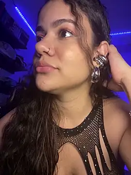 demonaughtyyy online show from 8, 2, 2025