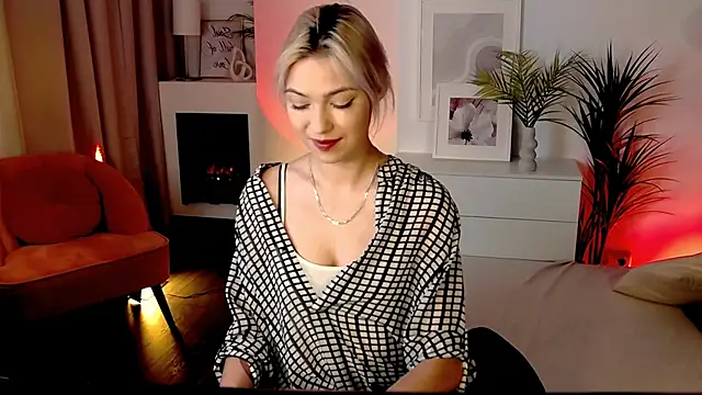 AlysiaSun online show from 30, 9, 2025