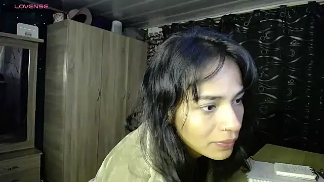 Samara Beltran online show from 14, 2, 2025