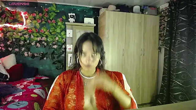 Samara Beltran online show from 14, 2, 2025