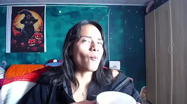 Samara Beltran online show from 13, 3, 2025