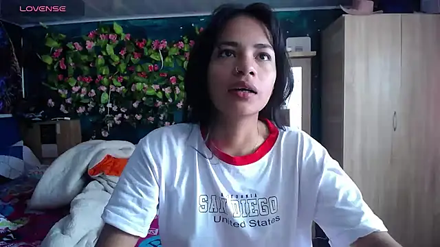 Samara Beltran online show from 16, 2, 2025