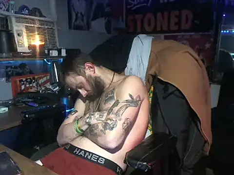 CloudDadddyyy420 online show from 16, 2, 2025