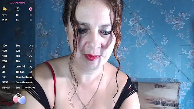 VanezaSmith online show from 10, 10, 2025