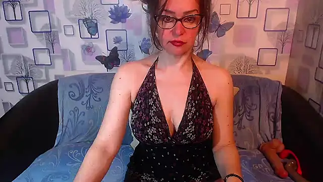 Snapshot of milfsexy chatting on 12, 5, 2026 milfsexy online show from 12, 5, 2026