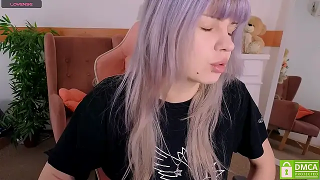 Grace and  Jacob online show from 13, 11, 2025