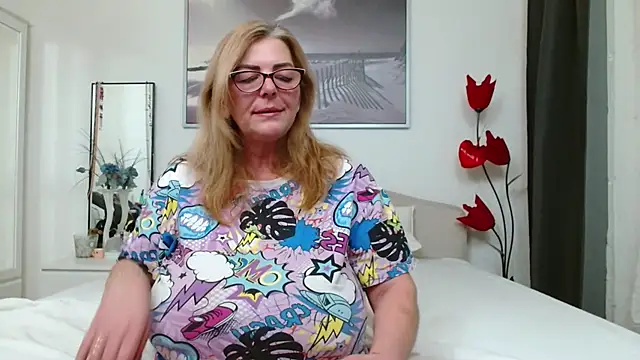 YulliaMilf online show from 11, 2, 2026