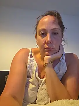 Wisie Cutie online show from 7, 6, 2026
