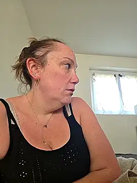 Wisie Cutie online show from 19, 3, 2026