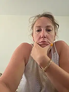 Wisie Cutie online show from 28, 6, 2026