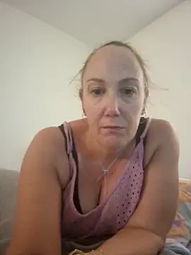 Snapshot of Wisie_Cutie chatting on 23, 9, 2025 Wisie Cutie online show from 23, 9, 2025