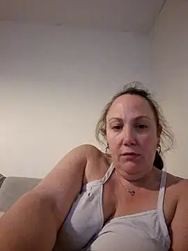 Snapshot of Wisie_Cutie chatting on 18, 3, 2025 Wisie Cutie online show from 18, 3, 2025