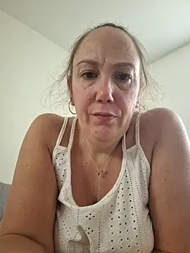 Wisie Cutie online show from 1, 11, 2025