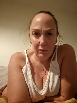 Wisie Cutie online show from 2, 11, 2025