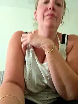 Snapshot of Wisie_Cutie chatting on 12, 5, 2026 Wisie Cutie online show from 12, 5, 2026