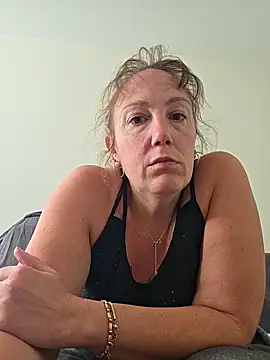 Snapshot of Wisie_Cutie chatting on 6, 6, 2026 Wisie Cutie online show from 6, 6, 2026