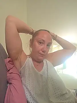 Wisie Cutie online show from 15, 7, 2026